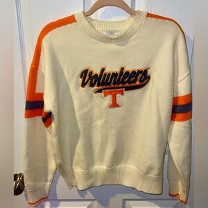 Tennessee Volunteers Wear by Erin Andrew’s Women’s sweater Medium cream Orange